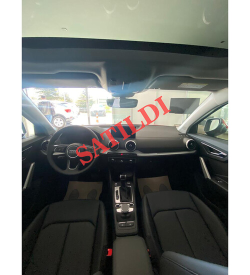 2022 AUDI Q2 Kırmızı